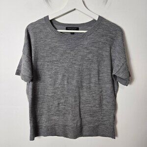Banana Republic Women's Size S 100% Merino Wool Gray Short Sleeve Sweater Top
